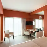 Lutecia Smart Design 4*