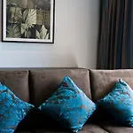 Hotell Lutecia Smart Design 4*
