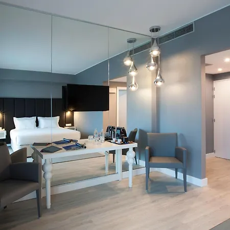 Hotel Lutecia Smart Design 4*