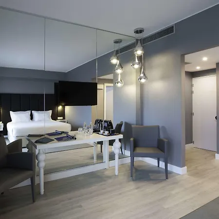 Hotel Lutecia Smart Design 4*