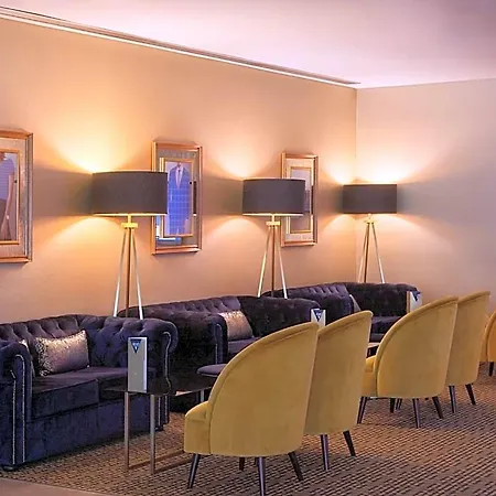 Lutecia Smart Design 4*