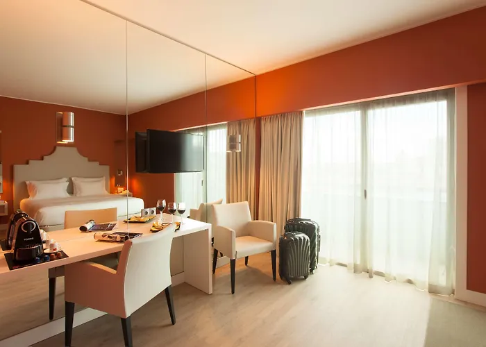 Hotel Lutecia Smart Design 4*