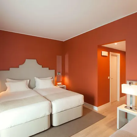 Hotel Lutecia Smart Design 4*