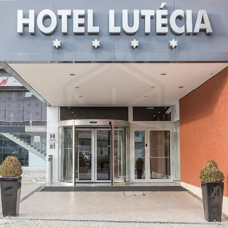 Готель Lutecia Smart Design 4*