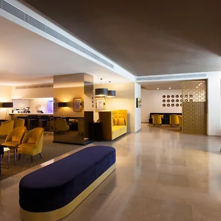 Lutecia Smart Design Готель