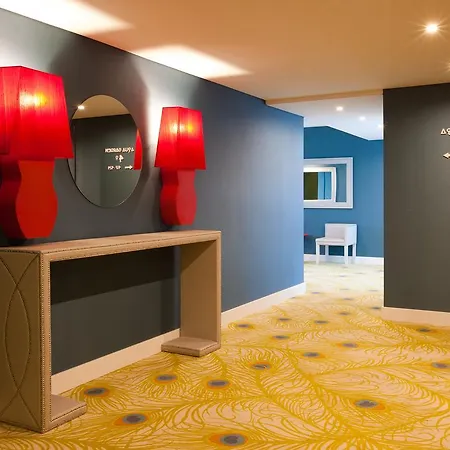 Lutecia Smart Design