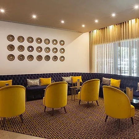 Lutecia Smart Design Готель 4*